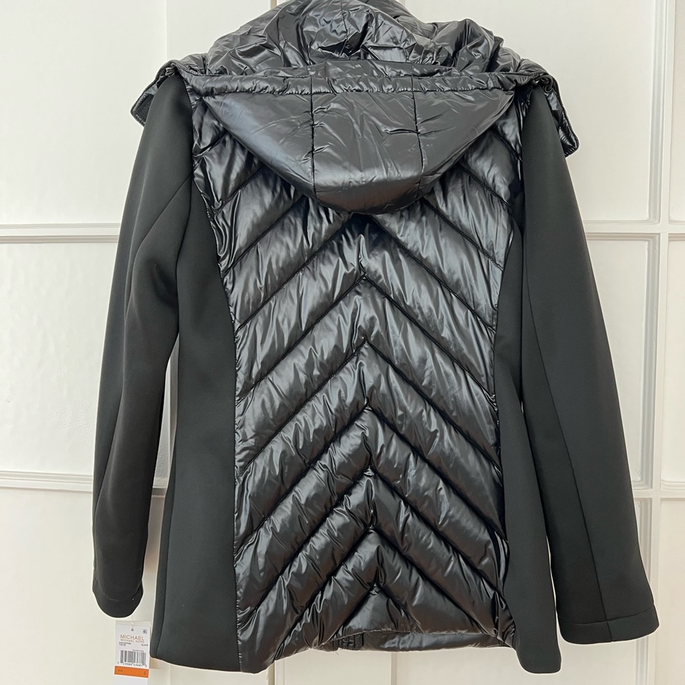 Michael Kors soft shell/quilted, water resistant, hooded, black glossy jacket - Picture 4 of 4